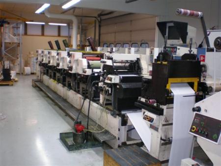Etiquette Offset NILPETER MO 3300